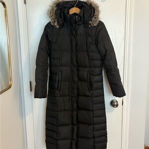 Eddie Bauer Women's Lodge Down Duffle Parka